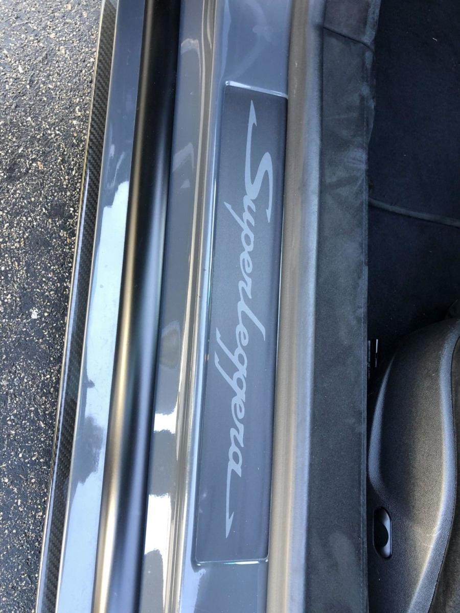 Логотип Lamborghini Gallardo Superleggera 2008 года  (фото 83 из 126)